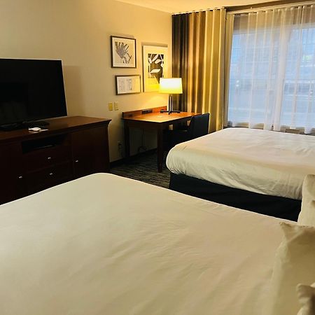 Harmony Inn & Suites Fort Dodge Eksteriør bilde